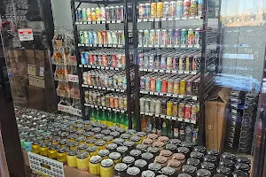 Servehzah Bottle Shop & Tap Room image