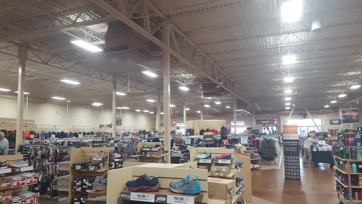 Outdoor Sports Store «Sierra Trading Post», reviews and photos, 6139 B S Virginia St, Reno, NV 89502, USA