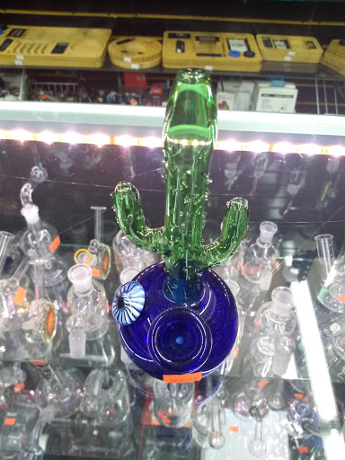 Tobacco Shop «Olive Smoke Shop», reviews and photos, 6750 W Olive Ave # 107, Peoria, AZ 85345, USA