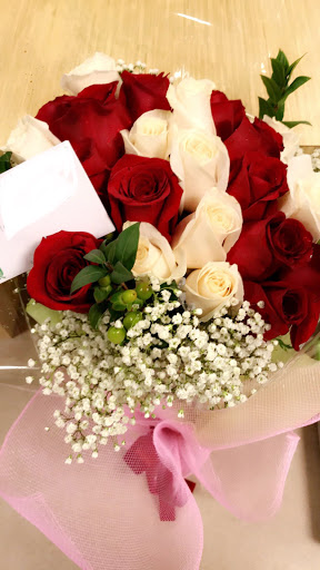 Florist «Sharon Florist», reviews and photos, 11525 California Route 2, Los Angeles, CA 90025, USA