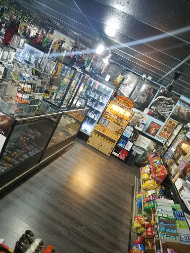 Tobacco Shop «Smokin Spades Premier Smoke and Vapor Shop», reviews and photos, 11180 W Flagler St #7, Miami, FL 33174, USA