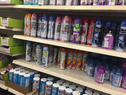 Dollar Store «Dollar Tree», reviews and photos, 1755 Mt Hood Ave #110, Woodburn, OR 97071, USA