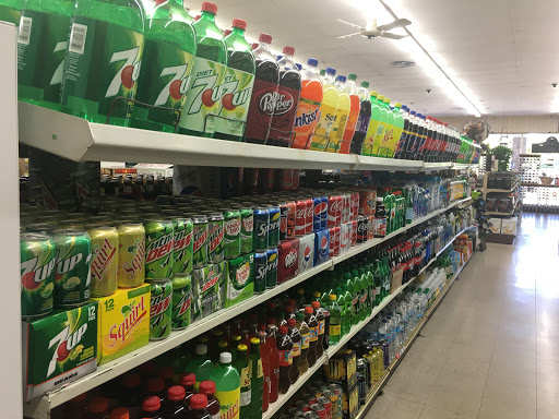 Liquor Store «Rosemont Liquors», reviews and photos, 9515 W Higgins Rd, Rosemont, IL 60018, USA