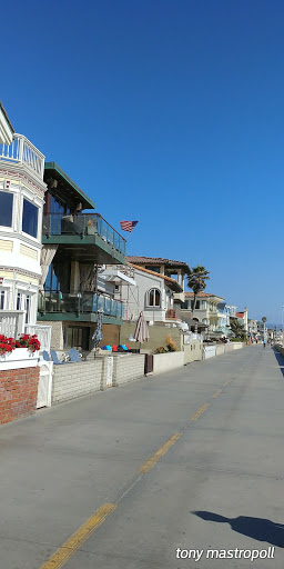 Grocery Store «Green Store», reviews and photos, 2151 Hermosa Ave, Hermosa Beach, CA 90254, USA