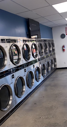 Laundromat «R C Coin Laundry», reviews and photos, 520 W Wilson St, Costa Mesa, CA 92627, USA