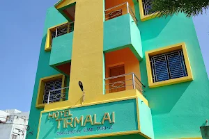 ହୋଟେଲ ତ୍ତିରିମଲ୍ଲଇ Hotel Tirmalai image
