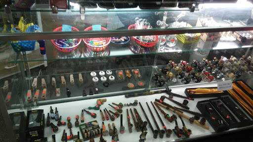 Tobacco Shop «One Love Tobacco & Gifts», reviews and photos, 7116 Gulf Blvd, St Pete Beach, FL 33706, USA