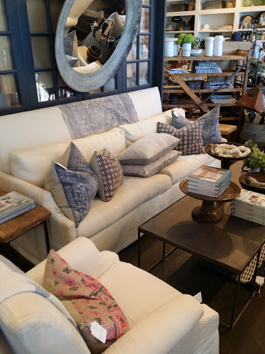 Shopping Mall «Crystal Cove Shopping Center», reviews and photos, 7845-8085 East Coast Hwy, Newport Beach, CA 92657, USA