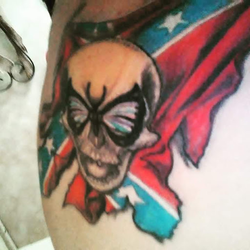 Tattoo Shop «Fishpig Ink», reviews and photos, 318 Woodward Ave, Muscle Shoals, AL 35661, USA