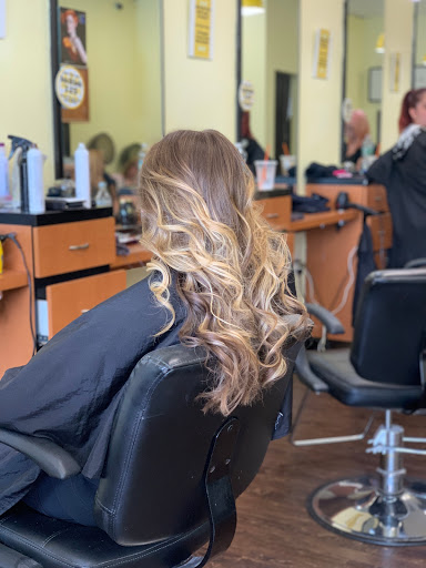Hair Salon «Lemon Tree», reviews and photos, 678 NY-25A, Rocky Point, NY 11778, USA