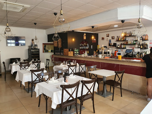 Restaurante RaCobos - Carrer Cartagena, 19, bajo b, 03140 Guardamar del Segura, Alicante, España