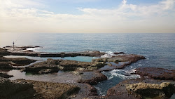 Photo de Safra beach avec un rivage spacieux