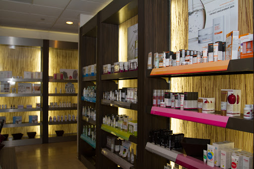 Beauty School «Bellus Academy», reviews and photos