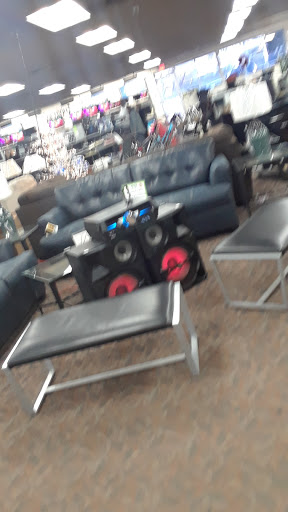 Jewelry Store «American Jewelry & Loan - Detroit», reviews and photos, 20450 Greenfield Rd, Detroit, MI 48235, USA