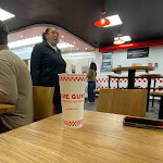 Photo n° 6 de l'avis de Amaral.i fait le 22/01/2024 à 20:55 pour Five Guys Chaussée d'Antin à Paris