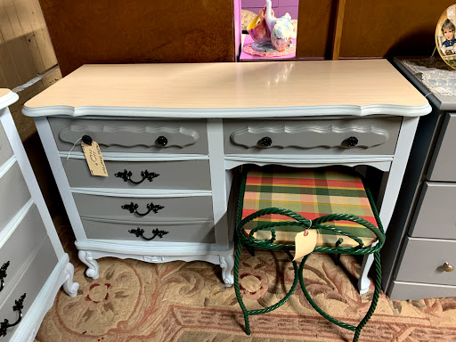 Used Furniture Store «GRQ Used Furniture», reviews and photos, 14129 Kutztown Rd, Fleetwood, PA 19522, USA