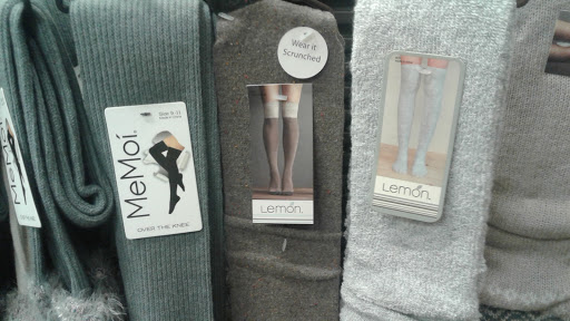 Shoe Store «DSW Designer Shoe Warehouse», reviews and photos, 160 Oakway Rd #300, Eugene, OR 97401, USA