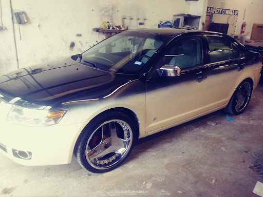 Auto Body Shop «Maaco Collision Repair & Auto Painting», reviews and photos, 10200 N Lamar Blvd, Austin, TX 78753, USA