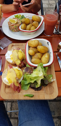 Œufs Bénédicte du Restaurant français Les Fils à Maman La Rochelle - n°3