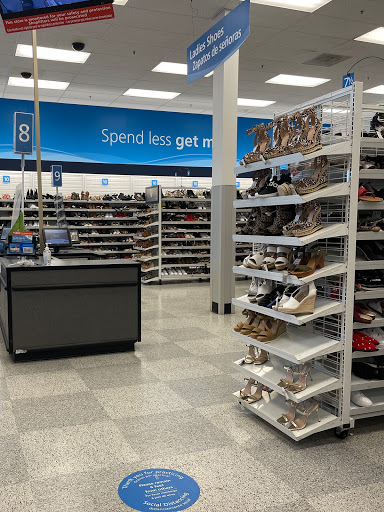 Clothing Store «Ross Dress for Less», reviews and photos, 902 Sepulveda Blvd, Harbor City, CA 90710, USA