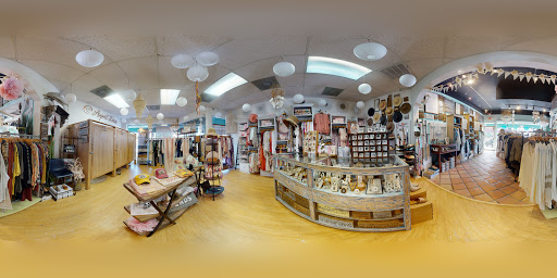 Boutique «April Daze Boutique», reviews and photos, 308 S Colorado Ave, Stuart, FL 34994, USA