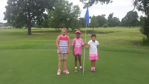 Public Golf Course «Mohawk Park Golf Course», reviews and photos, 5223 E 41st St N, Tulsa, OK 74115, USA