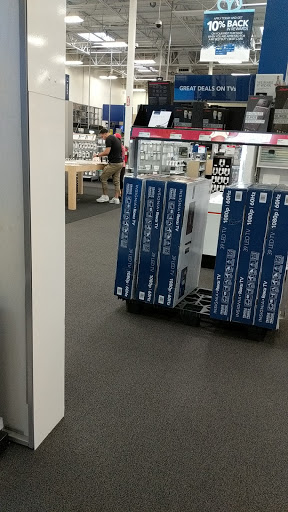 Electronics Store «Best Buy», reviews and photos, 655 W Herndon Ave, Clovis, CA 93612, USA