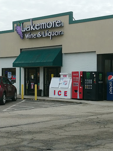 Wine Store «Lakemore Wine & Liquor», reviews and photos, 1500 Canton Rd # 100, Akron, OH 44312, USA