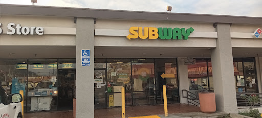 Tobacco Shop «Tobacco Royale Malibu Canyon - Cigars, Vapes & Glass», reviews and photos, 26500 Agoura Rd Suite 101, Calabasas, CA 91302, USA