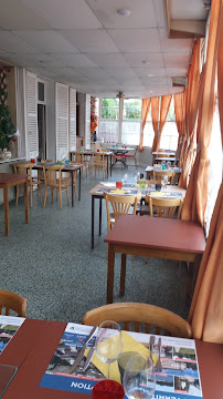 Atmosphère du Restaurant français Le Rosé de Touraine à Clairefontaine-en-Yvelines - n°6