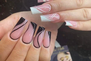 Julia Nails image