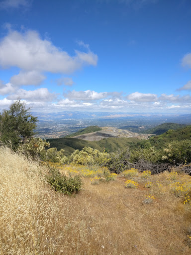 Rhus Ridge Trailhead