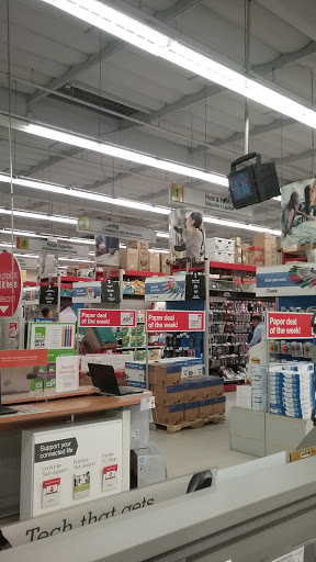 Office Supply Store «Staples», reviews and photos, 3090 Slauson Ave, Huntington Park, CA 90255, USA