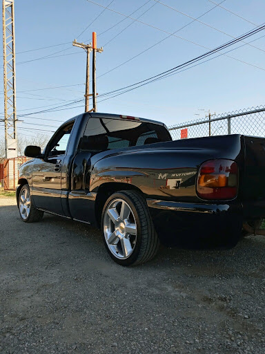 Paint Store «V & M Paint Supplies», reviews and photos, 2007 Quintana Rd, San Antonio, TX 78211, USA