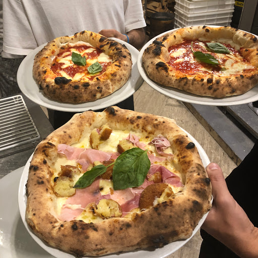La Rosa Pizza e Cucina in Trentola-Ducenta, Provincia di Caserta