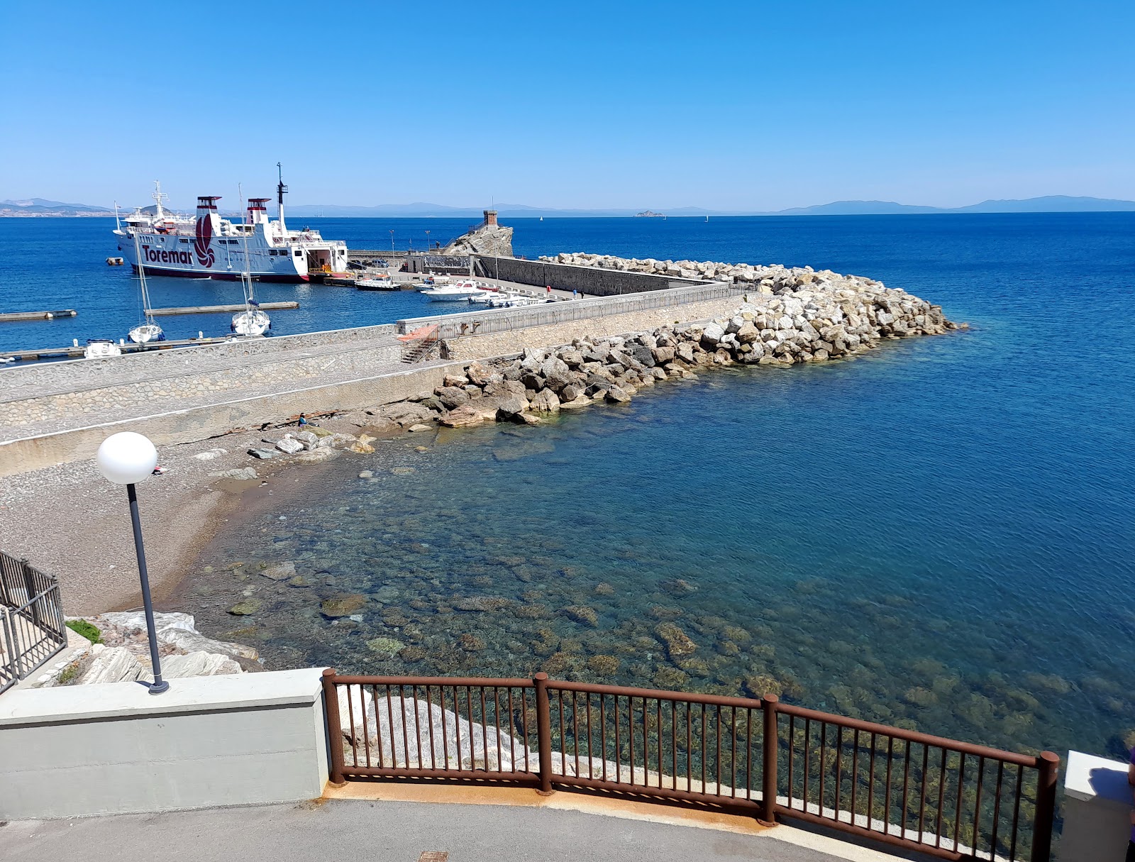 Foto af Spiaggia La Torre med kort lige kyst