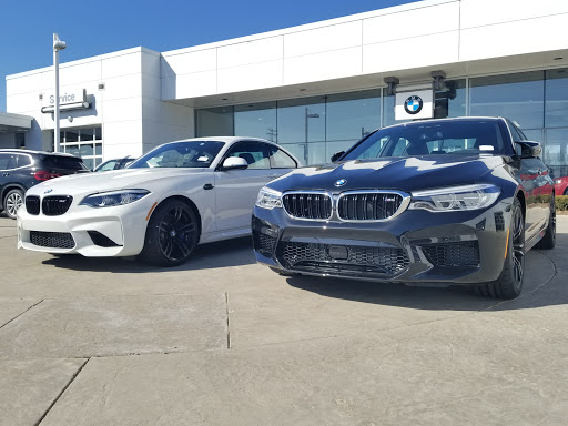 BMW Dealer «BMW of Milwaukee North», reviews and photos, 5990 N Green Bay Ave, Glendale, WI 53209, USA