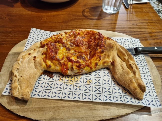 Comments and reviews of Bella Italia - Plymouth Barbican Leisure