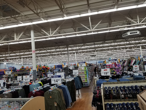 Department Store «Walmart Supercenter», reviews and photos, 6365 Stagecoach Dr, West Des Moines, IA 50266, USA