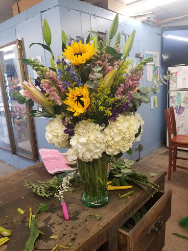 Florist «The Chocolate Rose», reviews and photos, 1609 S Richey St, Pasadena, TX 77502, USA