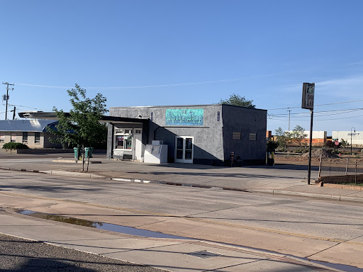 Tobacco Shop «M & J Smoke Shop», reviews and photos, 401 W 2nd St, Winslow, AZ 86047, USA