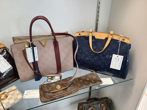 Pawn Shop «Prestige Pawn & Jewelry - Gold & Silver Dealer», reviews and photos, 360 W Indiantown Rd, Jupiter, FL 33458, USA