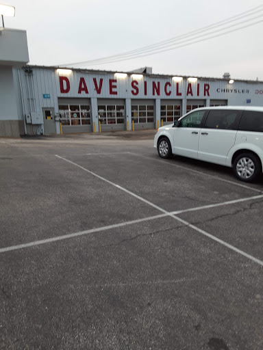 Auto Repair Shop «Dave Sinclair Chrysler Dodge Jeep Ram», reviews and photos, 2326 W Osage St, Pacific, MO 63069, USA