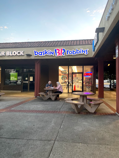 Ice Cream Shop «Baskin-Robbins», reviews and photos, 514 E Perkins St, Ukiah, CA 95482, USA