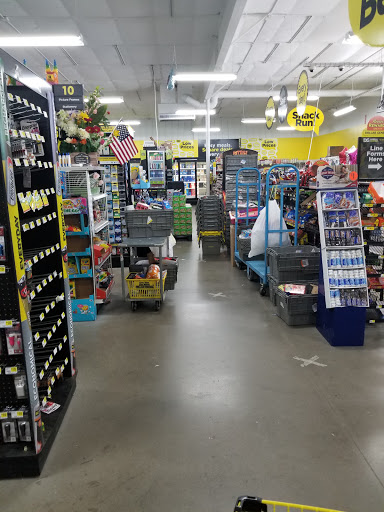 Discount Store «Dollar General», reviews and photos, 2030 Woodlawn Rd, Woodlawn, TN 37191, USA