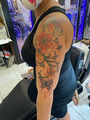 Tattoo Shop «His & Her Tattoos», reviews and photos, 2155 W Colonial Dr, Orlando, FL 32804, USA