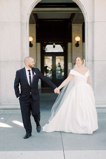 Bridal Shop «Taylored For You», reviews and photos, 516 E Main St, Mechanicsburg, PA 17055, USA