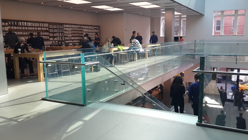 Computer Store «Apple SoHo», reviews and photos, 103 Prince St, New York, NY 10012, USA