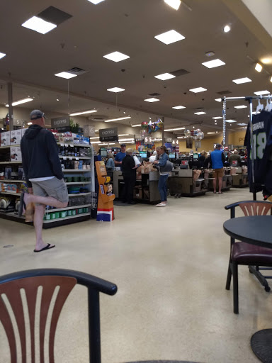 Grocery Store «Safeway», reviews and photos, 106 W. Manson Rd, Chelan, WA 98816, USA