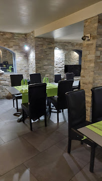 Atmosphère du Restaurant Le Cyrnos à Menton - n°13